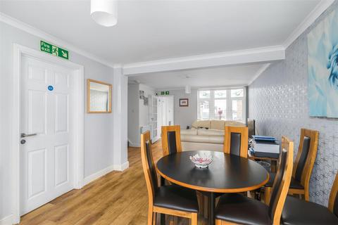 3 bedroom terraced house for sale, Paddock Mead, Harlow, Essex, CM18 7RP