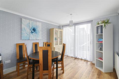 3 bedroom terraced house for sale, Paddock Mead, Harlow, Essex, CM18 7RP