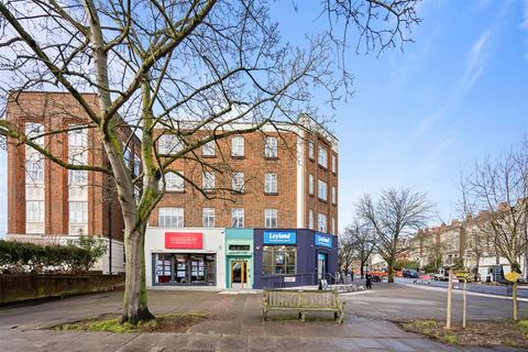 2 bedroom apartment for sale, Haverstock Hill, Belsize Park NW3