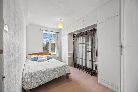 2 bedroom apartment for sale, Haverstock Hill, Belsize Park NW3