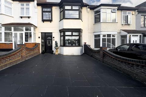 undefined, Tomswood Hill, Barkingside IG6