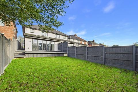 3 bedroom semi-detached house to rent, Manchester Road, Manchester M29