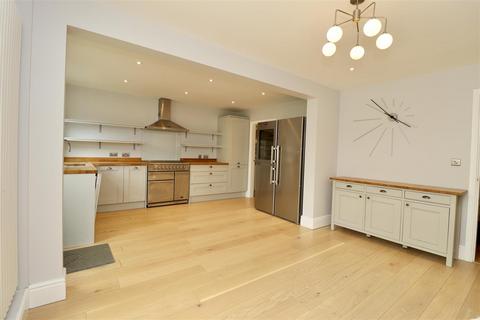 4 bedroom detached house for sale, Green Bank Lane, Stamford Bridge, York