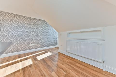 1 bedroom apartment to rent, Blyth Road, Bromley BR1