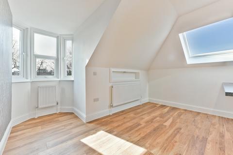 1 bedroom apartment to rent, Blyth Road, Bromley BR1