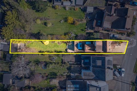 undefined, Victoria Road, Ascot