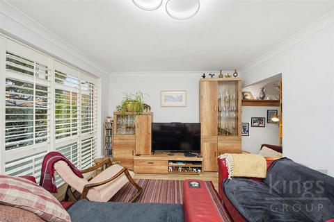 4 bedroom detached house for sale, Westmeade Close, Cheshunt, Waltham Cross