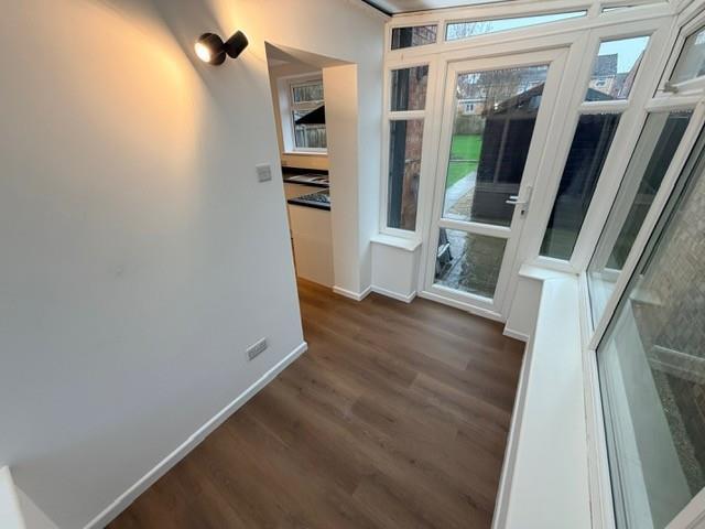 Side Conservatory.jpg