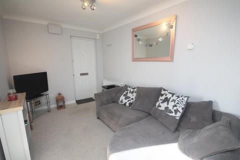 1 bedroom apartment to rent, TEAZLEWOOD PARK, LEATHERHEAD, KT22