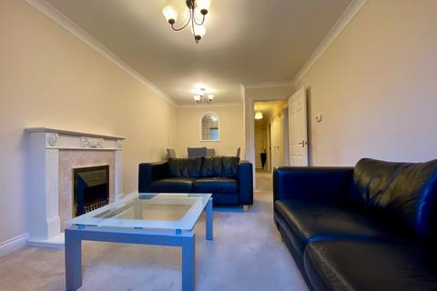 1 bedroom flat to rent, Woking