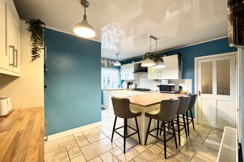 4 bedroom semi-detached house for sale, Crank Hill, Crank