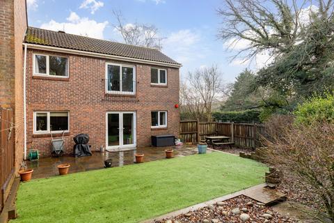 Yewlands Walk, Crawley RH11