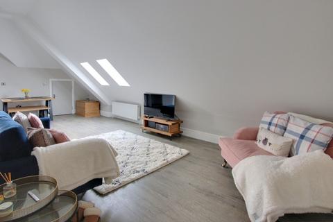 2 bedroom flat for sale, Princewood Court, Woodmere Avenue, Shirley