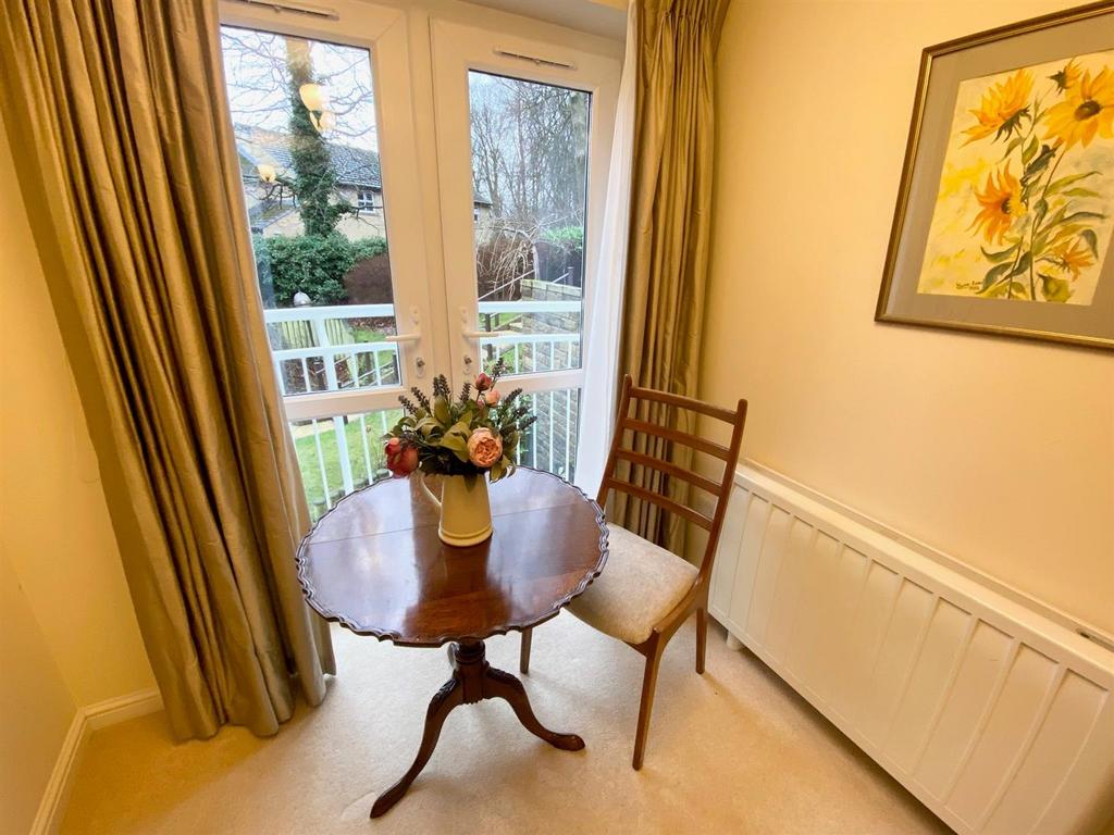 Dining area in lounge.jpg
