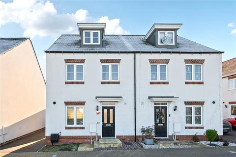 4 bedroom semi-detached house for sale, Chester Road, Bicester