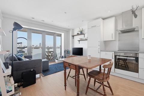 2 bedroom apartment to rent, Vernon Road, Bow E3