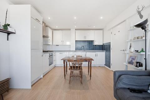2 bedroom apartment to rent, Vernon Road, Bow E3