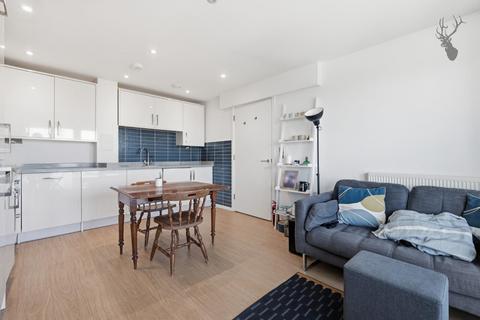 2 bedroom apartment to rent, Vernon Road, Bow E3
