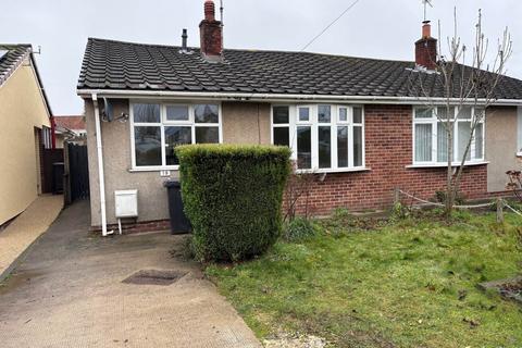 2 bedroom semi-detached bungalow to rent, Nutwell Road, Worle, Weston-super-Mare