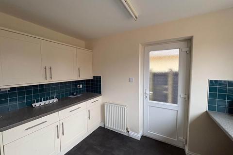 2 bedroom semi-detached bungalow to rent, Nutwell Road, Worle, Weston-super-Mare