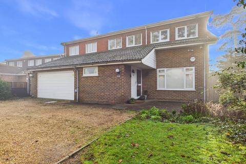 5 bedroom detached house for sale, The Worple, Wraysbury, Berkshire, TW19