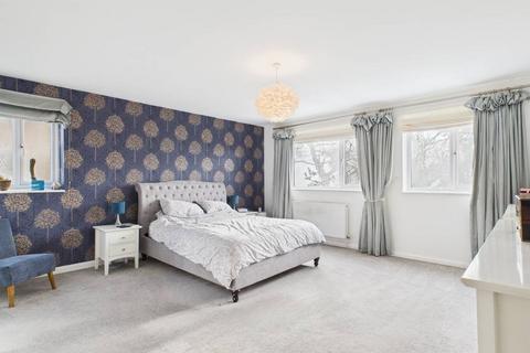 5 bedroom detached house for sale, The Worple, Wraysbury, Berkshire, TW19