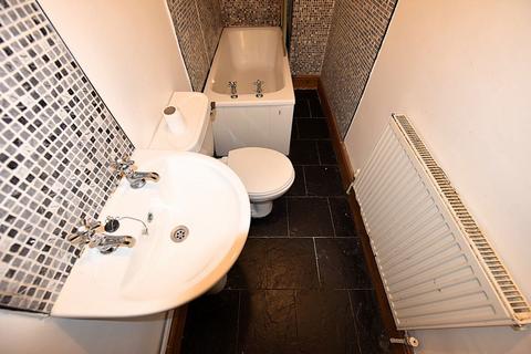 6 bedroom house to rent, 60 Manor Drive