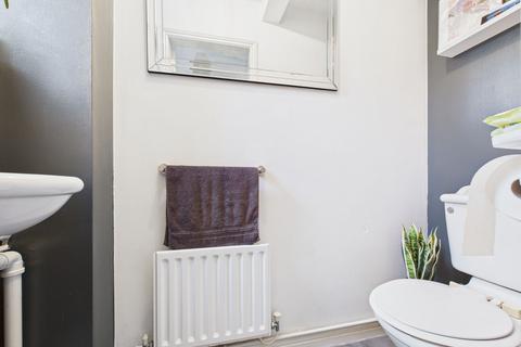 3 bedroom end of terrace house for sale, Portchester Close, Peterborough, PE2