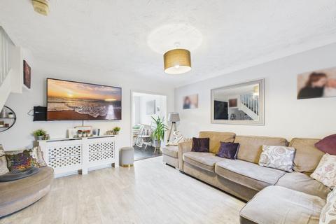 3 bedroom end of terrace house for sale, Portchester Close, Peterborough, PE2