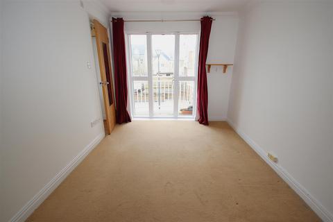 2 bedroom apartment to rent, Petersfield Mansions, Cambridge CB1