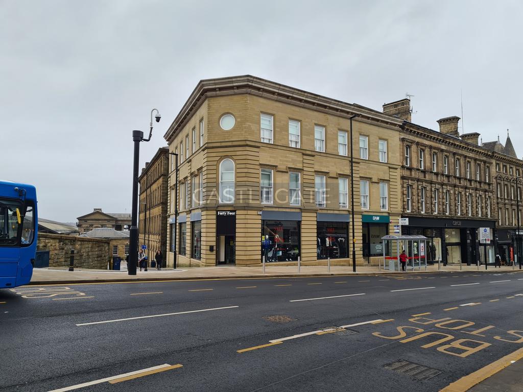 Westgate Apartments, Room 4, Temple Close, Hudders