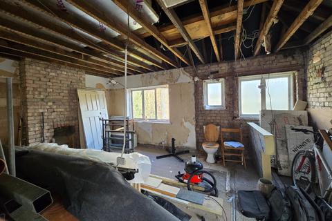 3 bedroom end of terrace house for sale, Kings Close, London, NW4