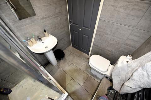 4 bedroom house to rent, 78 Royal Park Road