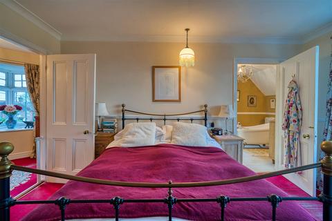 4 bedroom semi-detached house for sale, Bath Road, Sturminster Newton