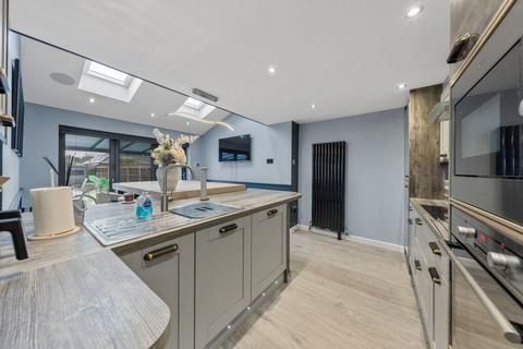 2 bedroom terraced house for sale, Windmill Lane, Penketh, WA5