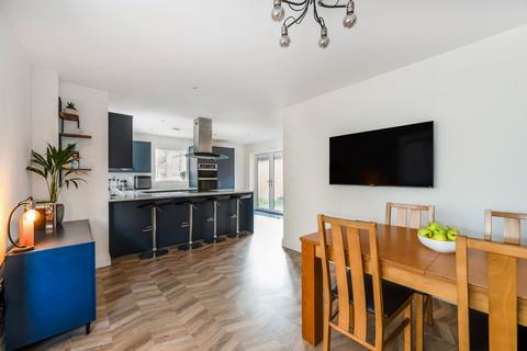 4 bedroom detached house for sale, Monks Brook Road, Curbridge