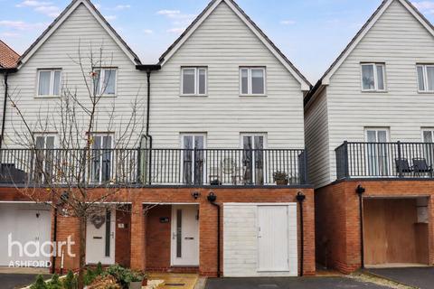 undefined, Coppice Drive, Ashford