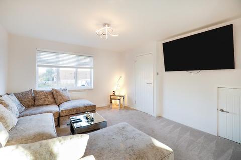 3 bedroom house for sale, Badgers Mount, Leeds
