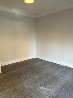 2 bedroom flat to rent, Ralston Street, Paisley, Renfrewshire, PA1