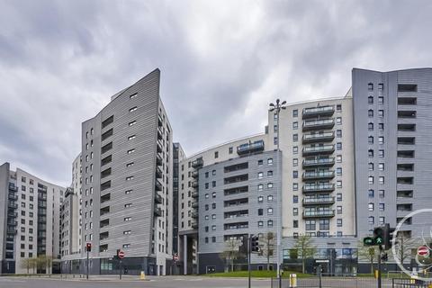 2 bedroom apartment to rent, Gateway East, Marsh Lane, Leeds