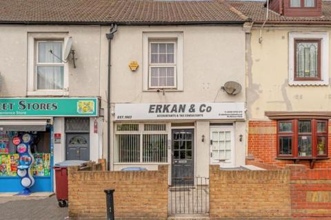 3 bedroom terraced house for sale, Enfield EN1