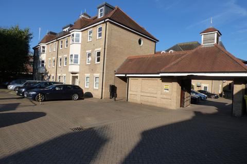 1 bedroom flat to rent, Cathedral Walk, Chelmsford CM1