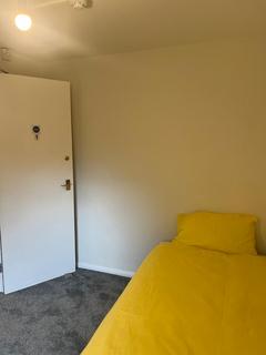 undefined, Curran Close, Uxbridge UB8