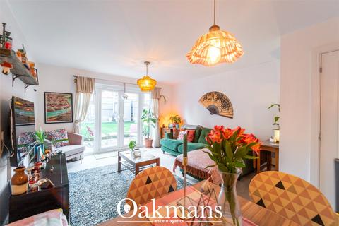 2 bedroom semi-detached house for sale, Hawthorn Way, Birmingham, West Midlands, B38