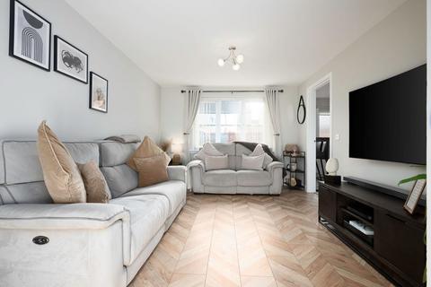 3 bedroom semi-detached villa for sale, Hedgerow Drive, Larbert, FK5