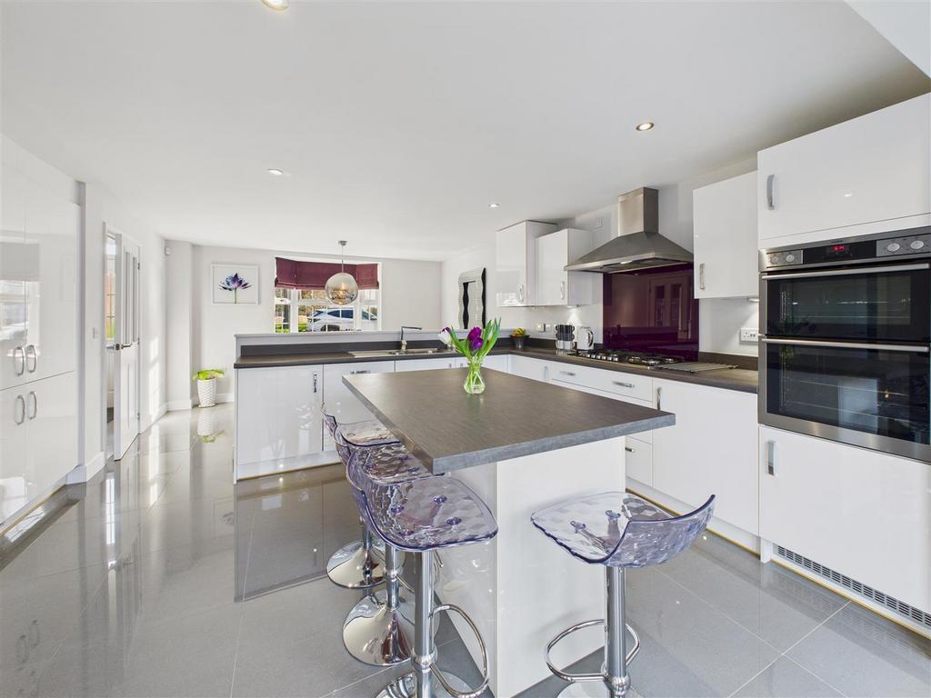 Dining Kitchen
