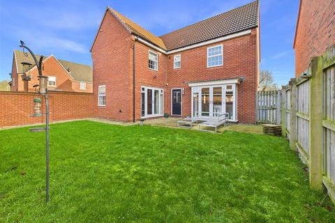 4 bedroom detached house for sale, Barkworth Way, Hessle