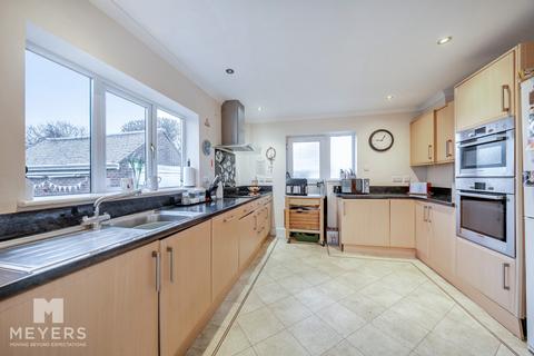 4 bedroom bungalow for sale, Ferndown BH22