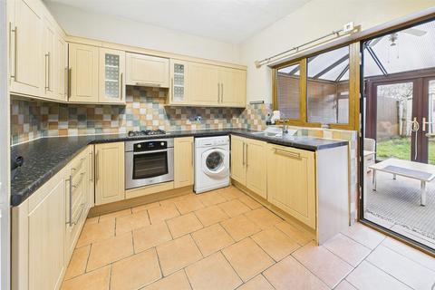 2 bedroom terraced house to rent, Henrietta Street, Coventry CV6