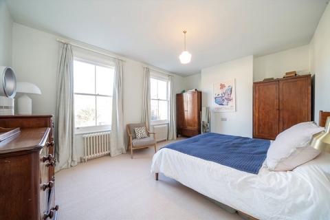 4 bedroom house to rent, Graham Road, London E8